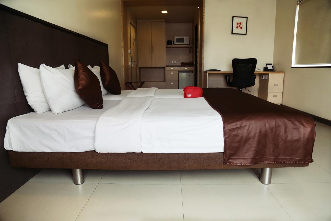 The Sirona Hotel Pune Exteriör bild