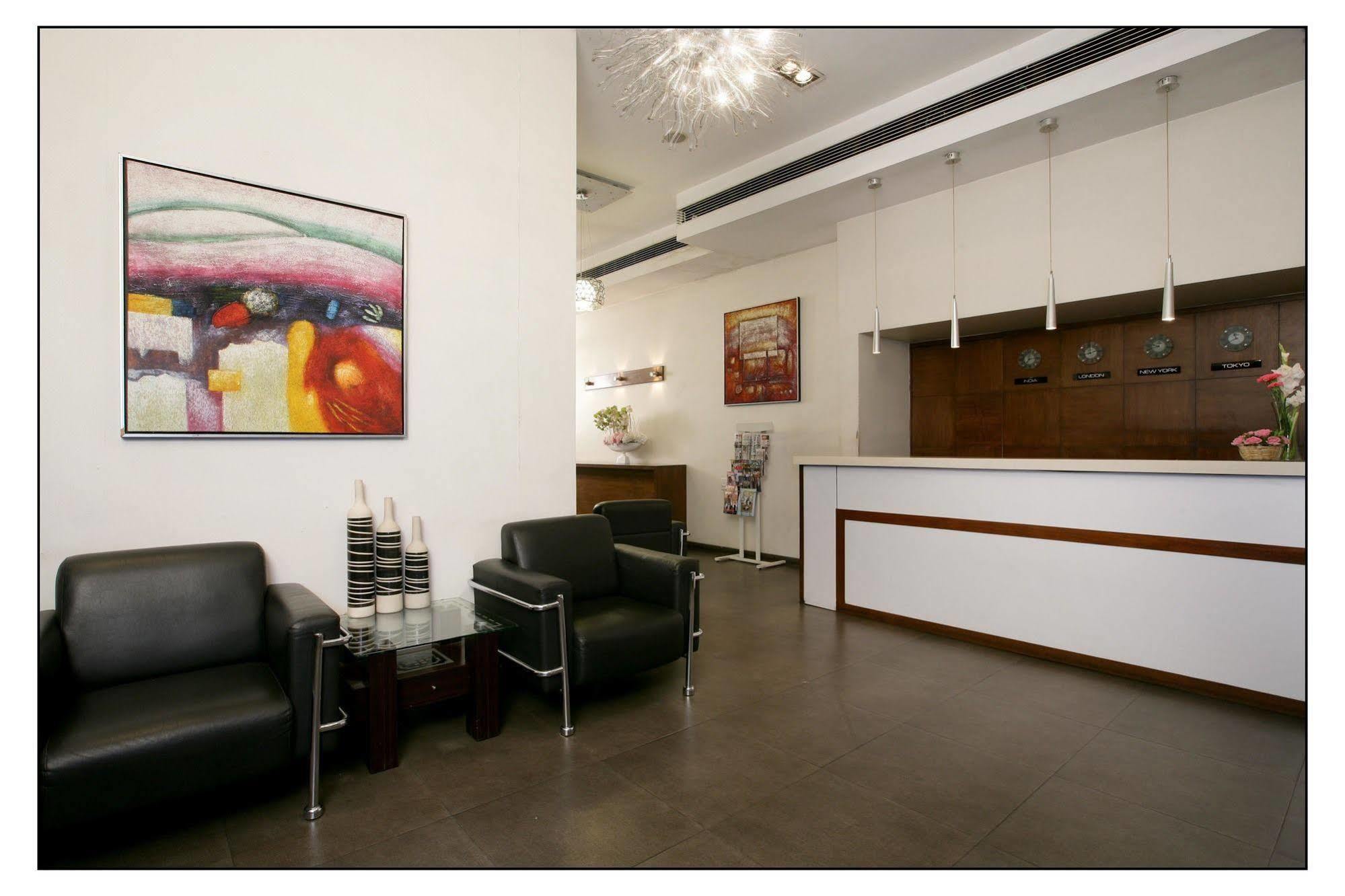 The Sirona Hotel Pune Exteriör bild